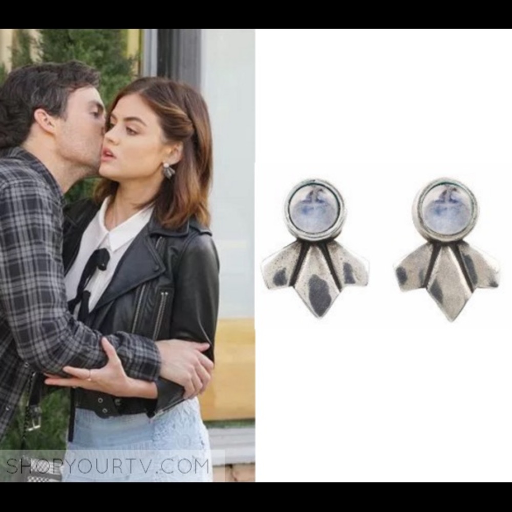 Pretty Little Liars 2Bandits Daytripper Earrings